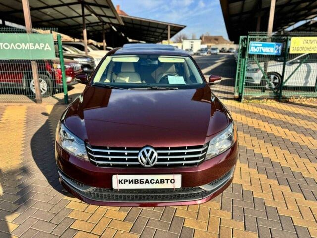 Червоний Фольксваген Пассат, об'ємом двигуна 2 л та пробігом 147 тис. км за 12900 $, фото 1 на Automoto.ua