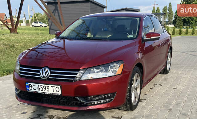 Красный Фольксваген Пассат, объемом двигателя 2 л и пробегом 171 тыс. км за 13500 $, фото 5 на Automoto.ua