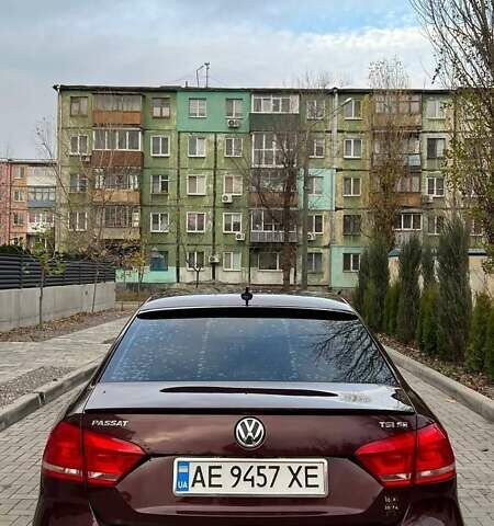 Красный Фольксваген Пассат, объемом двигателя 1.8 л и пробегом 191 тыс. км за 12400 $, фото 4 на Automoto.ua