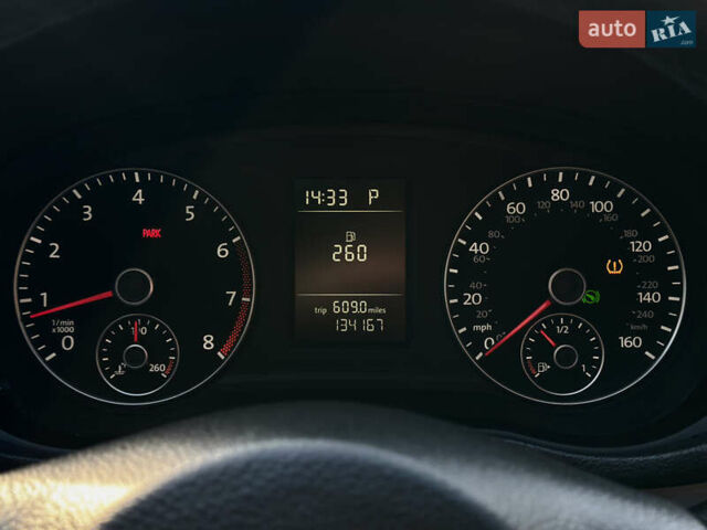 Червоний Фольксваген Пассат, об'ємом двигуна 1.8 л та пробігом 134 тис. км за 9850 $, фото 34 на Automoto.ua