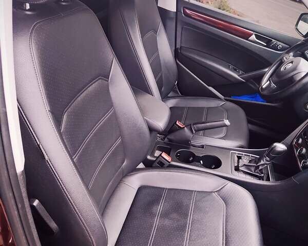 Красный Фольксваген Пассат, объемом двигателя 1.8 л и пробегом 280 тыс. км за 10499 $, фото 23 на Automoto.ua