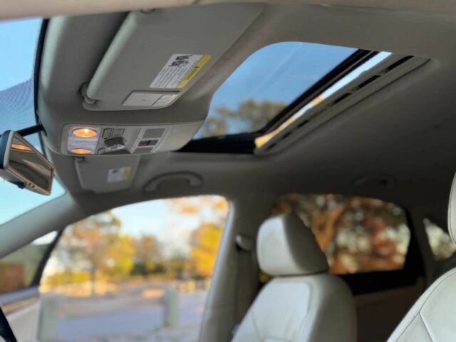 Червоний Фольксваген Пассат, об'ємом двигуна 2 л та пробігом 87 тис. км за 7100 $, фото 10 на Automoto.ua