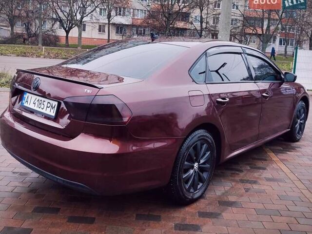 Красный Фольксваген Пассат, объемом двигателя 1.8 л и пробегом 280 тыс. км за 10499 $, фото 5 на Automoto.ua