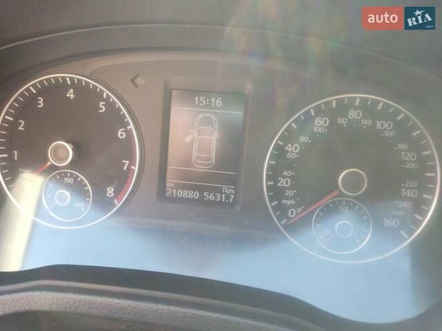 Червоний Фольксваген Пассат, об'ємом двигуна 1.8 л та пробігом 21 тис. км за 9500 $, фото 6 на Automoto.ua