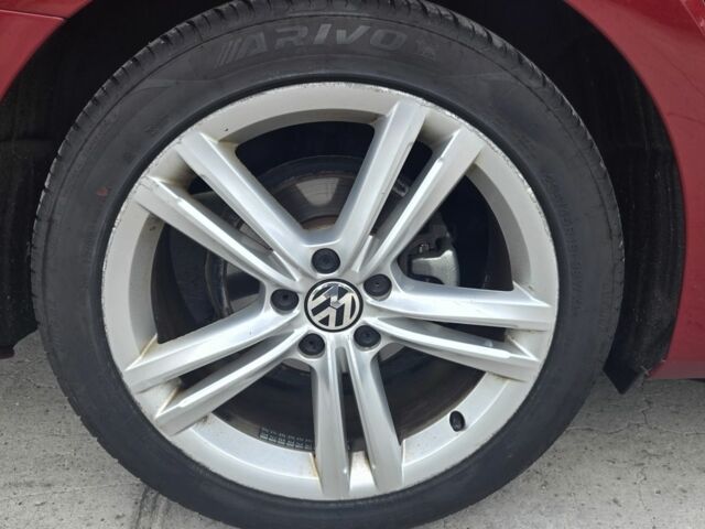 Красный Фольксваген Пассат, объемом двигателя 1.8 л и пробегом 175 тыс. км за 9000 $, фото 8 на Automoto.ua