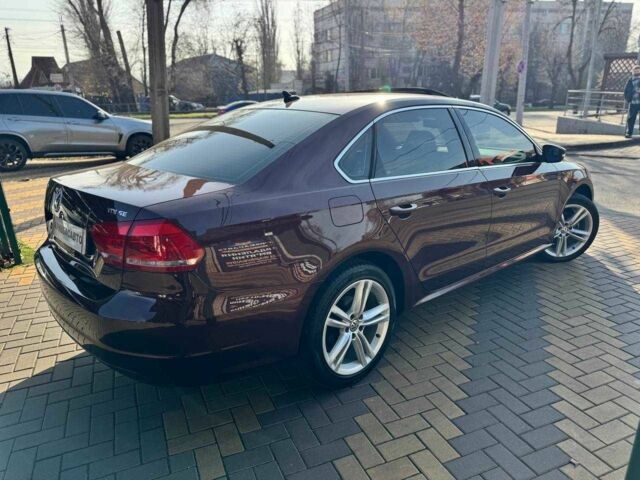 Червоний Фольксваген Пассат, об'ємом двигуна 2 л та пробігом 147 тис. км за 12900 $, фото 8 на Automoto.ua