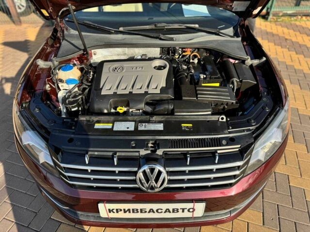 Червоний Фольксваген Пассат, об'ємом двигуна 2 л та пробігом 147 тис. км за 12900 $, фото 2 на Automoto.ua