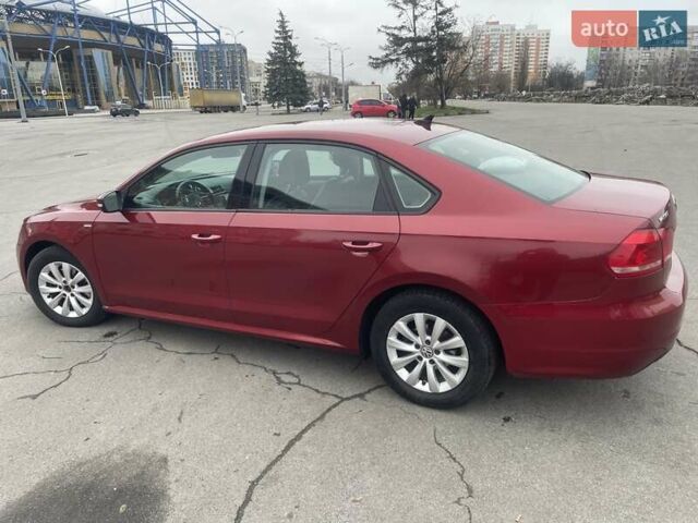 Красный Фольксваген Пассат, объемом двигателя 1.78 л и пробегом 139 тыс. км за 9400 $, фото 5 на Automoto.ua