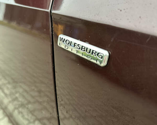 Червоний Фольксваген Пассат, об'ємом двигуна 1.8 л та пробігом 192 тис. км за 9900 $, фото 6 на Automoto.ua