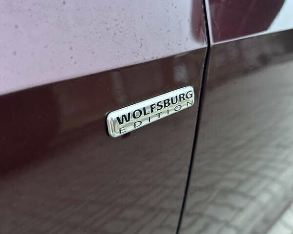 Червоний Фольксваген Пассат, об'ємом двигуна 1.8 л та пробігом 192 тис. км за 9900 $, фото 13 на Automoto.ua