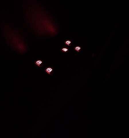 Червоний Фольксваген Пассат, об'ємом двигуна 1.8 л та пробігом 195 тис. км за 11000 $, фото 39 на Automoto.ua