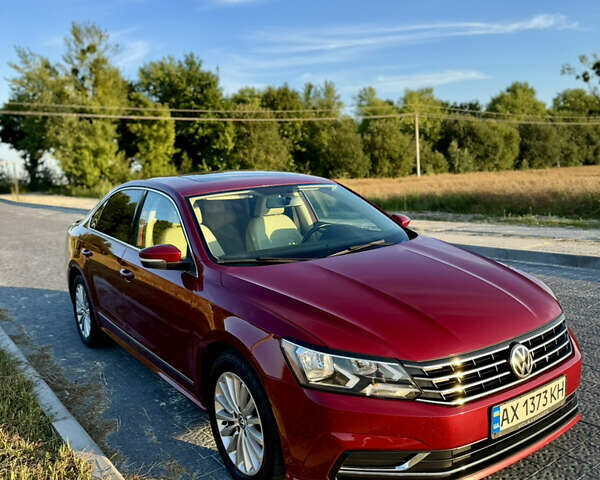 Красный Фольксваген Пассат, объемом двигателя 1.8 л и пробегом 140 тыс. км за 12750 $, фото 1 на Automoto.ua