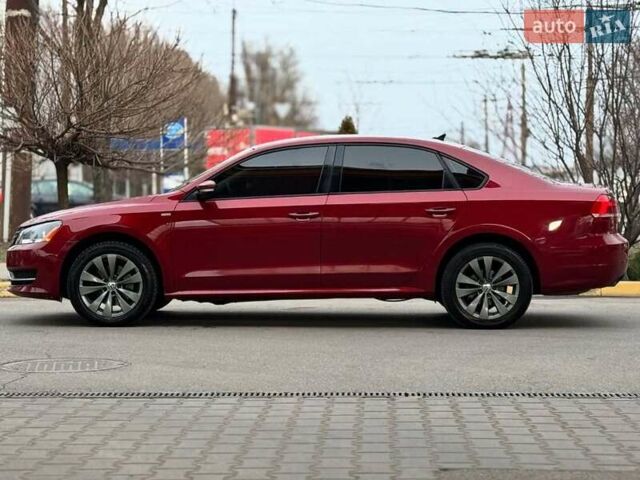 Красный Фольксваген Пассат, объемом двигателя 1.8 л и пробегом 211 тыс. км за 7400 $, фото 1 на Automoto.ua