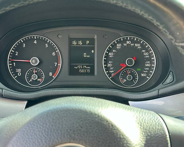 Червоний Фольксваген Пассат, об'ємом двигуна 1.8 л та пробігом 160 тис. км за 10800 $, фото 11 на Automoto.ua