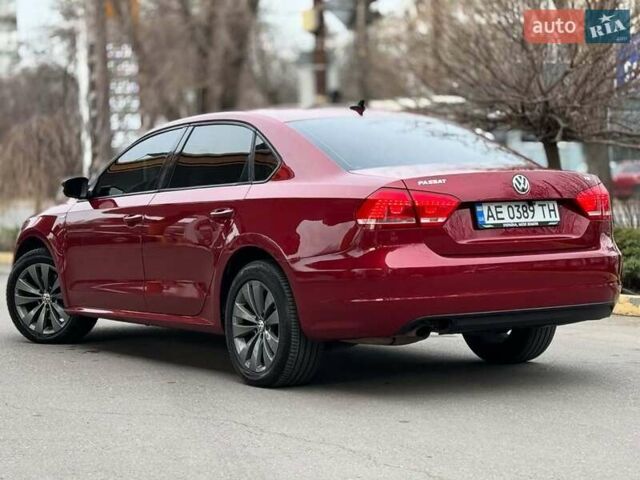 Красный Фольксваген Пассат, объемом двигателя 1.8 л и пробегом 211 тыс. км за 7400 $, фото 2 на Automoto.ua