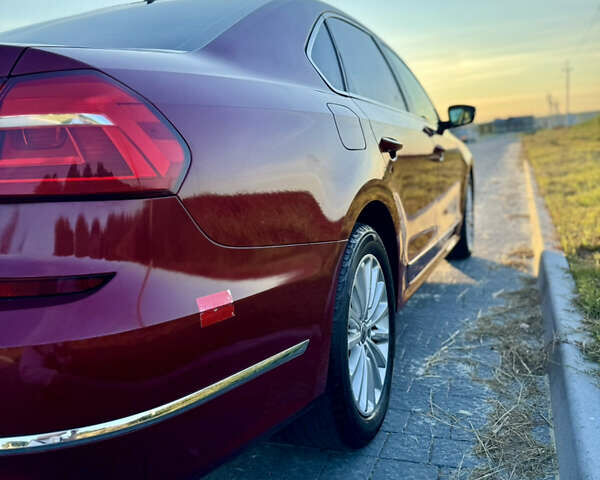 Красный Фольксваген Пассат, объемом двигателя 1.8 л и пробегом 140 тыс. км за 12750 $, фото 19 на Automoto.ua