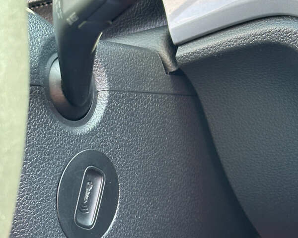 Червоний Фольксваген Пассат, об'ємом двигуна 1.8 л та пробігом 160 тис. км за 10800 $, фото 21 на Automoto.ua