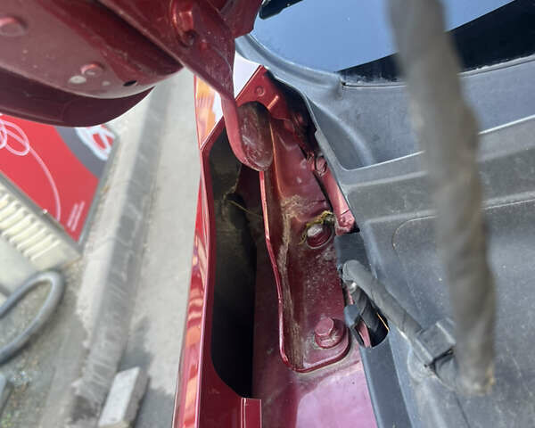 Красный Фольксваген Пассат, объемом двигателя 1.8 л и пробегом 130 тыс. км за 11800 $, фото 14 на Automoto.ua