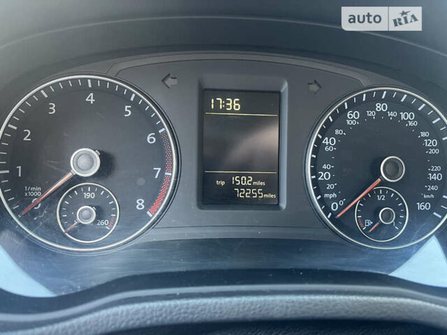 Красный Фольксваген Пассат, объемом двигателя 1.8 л и пробегом 130 тыс. км за 11800 $, фото 11 на Automoto.ua