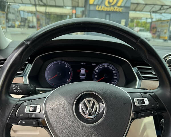 Червоний Фольксваген Пассат, об'ємом двигуна 1.97 л та пробігом 298 тис. км за 16300 $, фото 11 на Automoto.ua