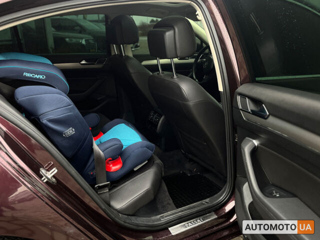 Червоний Фольксваген Пассат, об'ємом двигуна 1.8 л та пробігом 360 тис. км за 15290 $, фото 29 на Automoto.ua