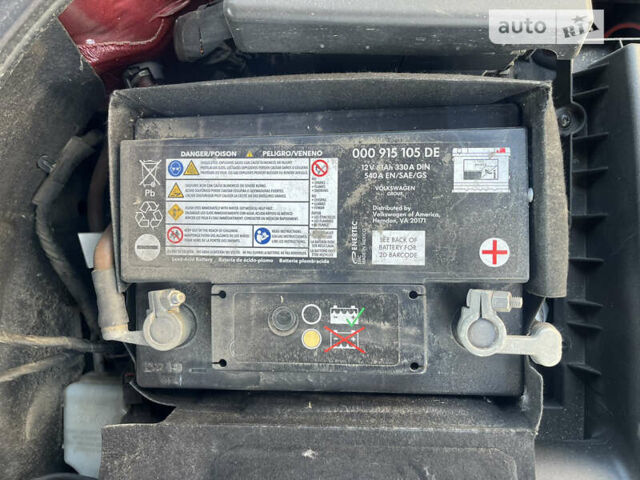 Красный Фольксваген Пассат, объемом двигателя 1.8 л и пробегом 130 тыс. км за 11800 $, фото 16 на Automoto.ua