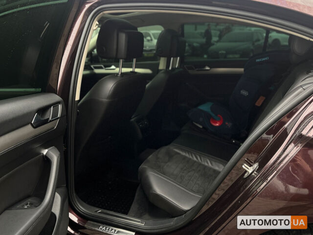 Червоний Фольксваген Пассат, об'ємом двигуна 1.8 л та пробігом 360 тис. км за 15290 $, фото 27 на Automoto.ua