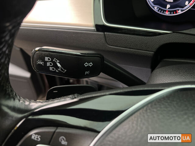 Червоний Фольксваген Пассат, об'ємом двигуна 1.8 л та пробігом 360 тис. км за 15290 $, фото 16 на Automoto.ua