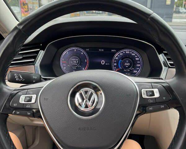 Червоний Фольксваген Пассат, об'ємом двигуна 1.97 л та пробігом 298 тис. км за 16300 $, фото 15 на Automoto.ua