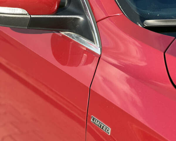 Червоний Фольксваген Пассат, об'ємом двигуна 1.8 л та пробігом 160 тис. км за 10800 $, фото 7 на Automoto.ua