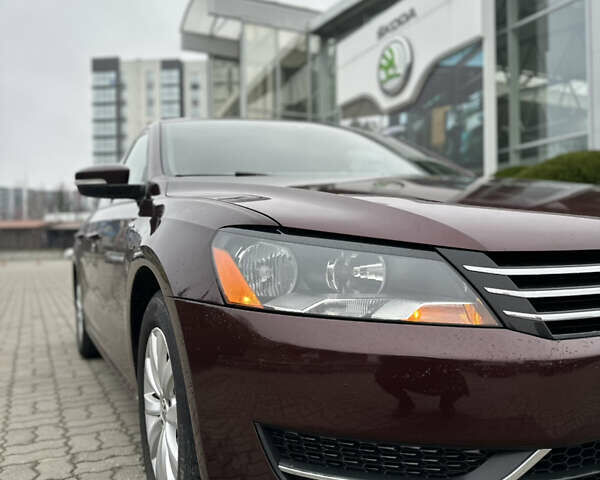 Червоний Фольксваген Пассат, об'ємом двигуна 1.8 л та пробігом 192 тис. км за 9900 $, фото 9 на Automoto.ua