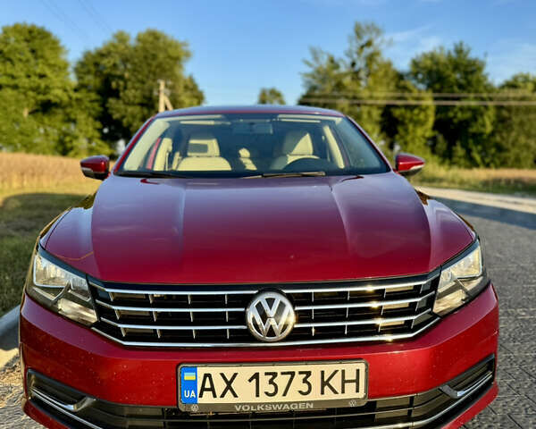 Красный Фольксваген Пассат, объемом двигателя 1.8 л и пробегом 140 тыс. км за 12750 $, фото 2 на Automoto.ua