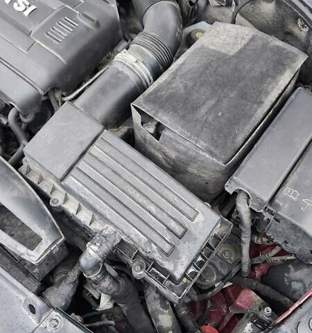 Червоний Фольксваген Пассат, об'ємом двигуна 1.8 л та пробігом 195 тис. км за 11000 $, фото 43 на Automoto.ua