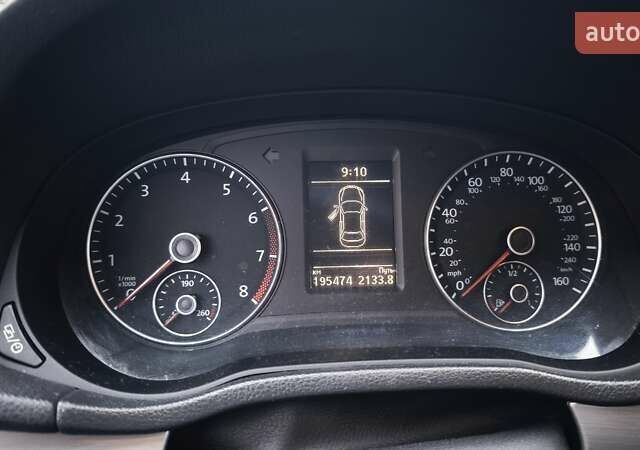 Червоний Фольксваген Пассат, об'ємом двигуна 1.8 л та пробігом 195 тис. км за 11000 $, фото 24 на Automoto.ua