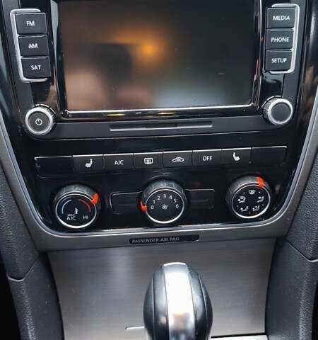 Червоний Фольксваген Пассат, об'ємом двигуна 1.8 л та пробігом 195 тис. км за 11000 $, фото 32 на Automoto.ua