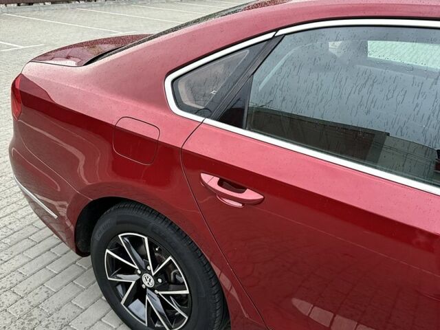 Красный Фольксваген Пассат, объемом двигателя 1.8 л и пробегом 127 тыс. км за 11499 $, фото 19 на Automoto.ua