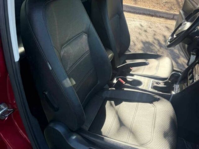 Красный Фольксваген Пассат, объемом двигателя 1.8 л и пробегом 75 тыс. км за 2600 $, фото 7 на Automoto.ua