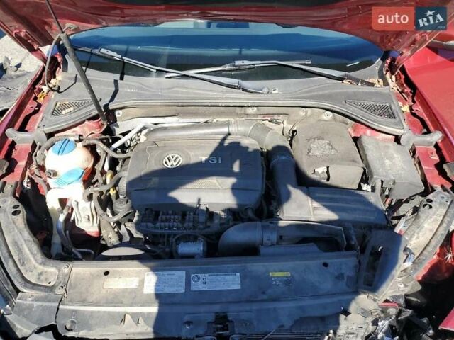 Фольксваген Пассат 2016 в Киеве на Automoto.ua Красный Фольксваген Пассат, объемом двигателя 1.8 л и пробегом 210 тыс. км за 2366 $, фото 10 на Automoto.ua