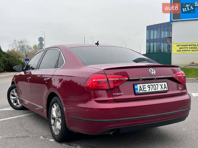 Красный Фольксваген Пассат, объемом двигателя 1.8 л и пробегом 177 тыс. км за 9500 $, фото 10 на Automoto.ua