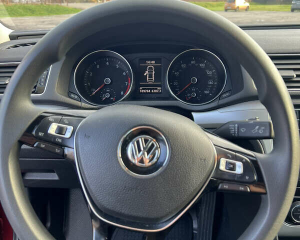 Червоний Фольксваген Пассат, об'ємом двигуна 1.8 л та пробігом 110 тис. км за 11200 $, фото 8 на Automoto.ua