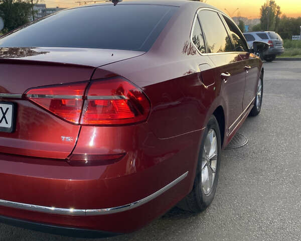 Красный Фольксваген Пассат, объемом двигателя 1.8 л и пробегом 142 тыс. км за 10500 $, фото 14 на Automoto.ua