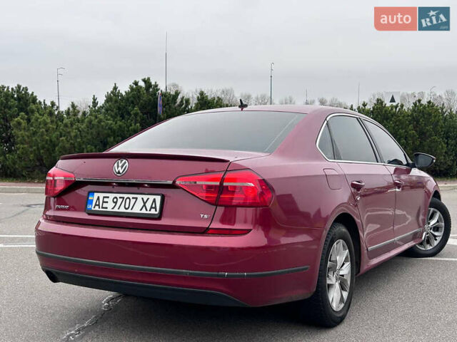 Красный Фольксваген Пассат, объемом двигателя 1.8 л и пробегом 177 тыс. км за 9500 $, фото 14 на Automoto.ua