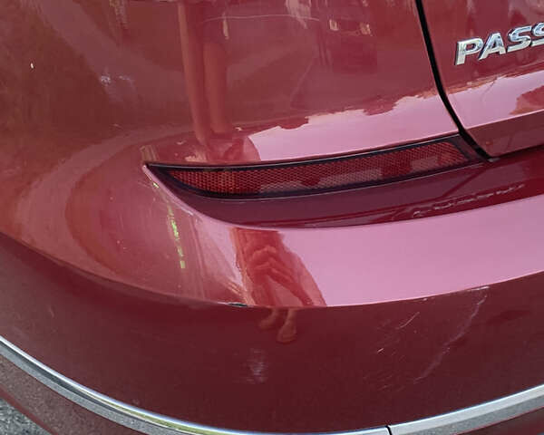 Красный Фольксваген Пассат, объемом двигателя 1.8 л и пробегом 142 тыс. км за 10500 $, фото 9 на Automoto.ua