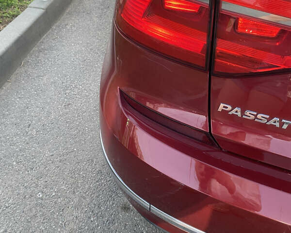 Красный Фольксваген Пассат, объемом двигателя 1.8 л и пробегом 142 тыс. км за 10500 $, фото 13 на Automoto.ua