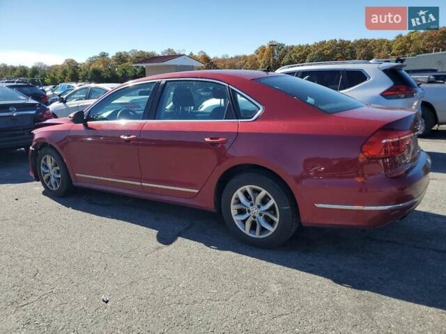 Фольксваген Пассат 2016 в Киеве на Automoto.ua Красный Фольксваген Пассат, объемом двигателя 1.8 л и пробегом 210 тыс. км за 2366 $, фото 1 на Automoto.ua