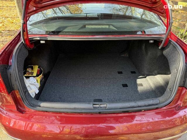 Красный Фольксваген Пассат, объемом двигателя 1.8 л и пробегом 71 тыс. км за 14990 $, фото 19 на Automoto.ua