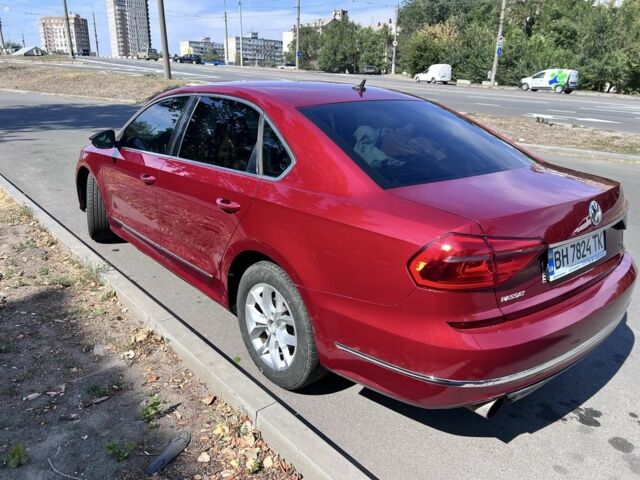 Красный Фольксваген Пассат, объемом двигателя 1.8 л и пробегом 169 тыс. км за 11399 $, фото 4 на Automoto.ua