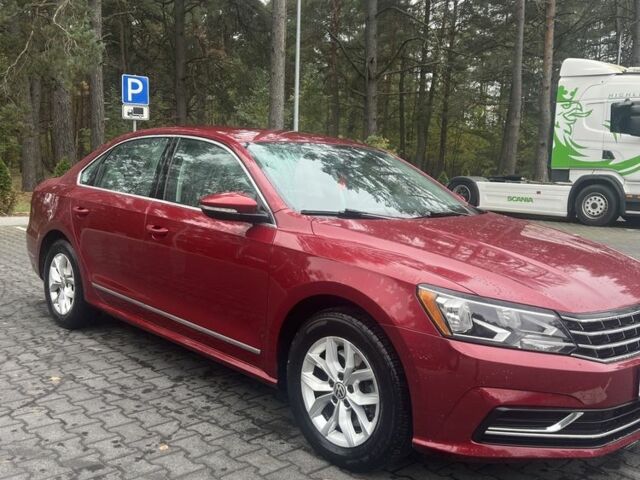 Червоний Фольксваген Пассат, об'ємом двигуна 1.8 л та пробігом 107 тис. км за 12700 $, фото 1 на Automoto.ua