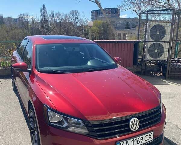 Фольксваген Пассат 2016 в Киеве на Automoto.ua Красный Фольксваген Пассат, объемом двигателя 1.8 л и пробегом 149 тыс. км за 9500 $, фото 1 на Automoto.ua