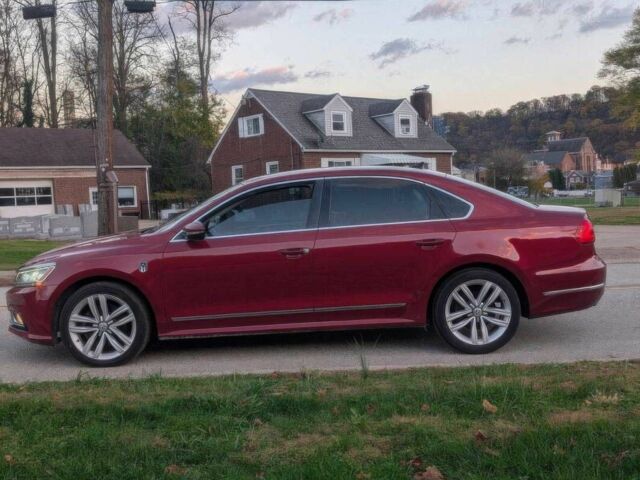 Червоний Фольксваген Пассат, об'ємом двигуна 3.6 л та пробігом 78 тис. км за 7000 $, фото 3 на Automoto.ua